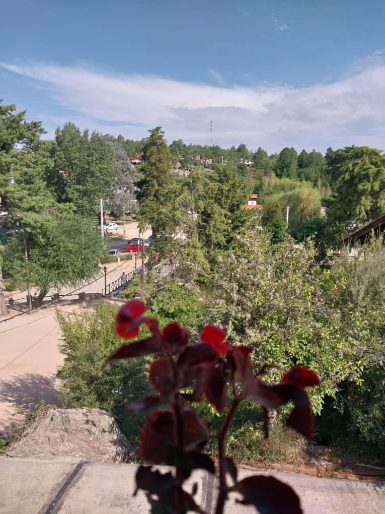 Cucu Haus Hostel La Cumbrecita Zewnętrze zdjęcie