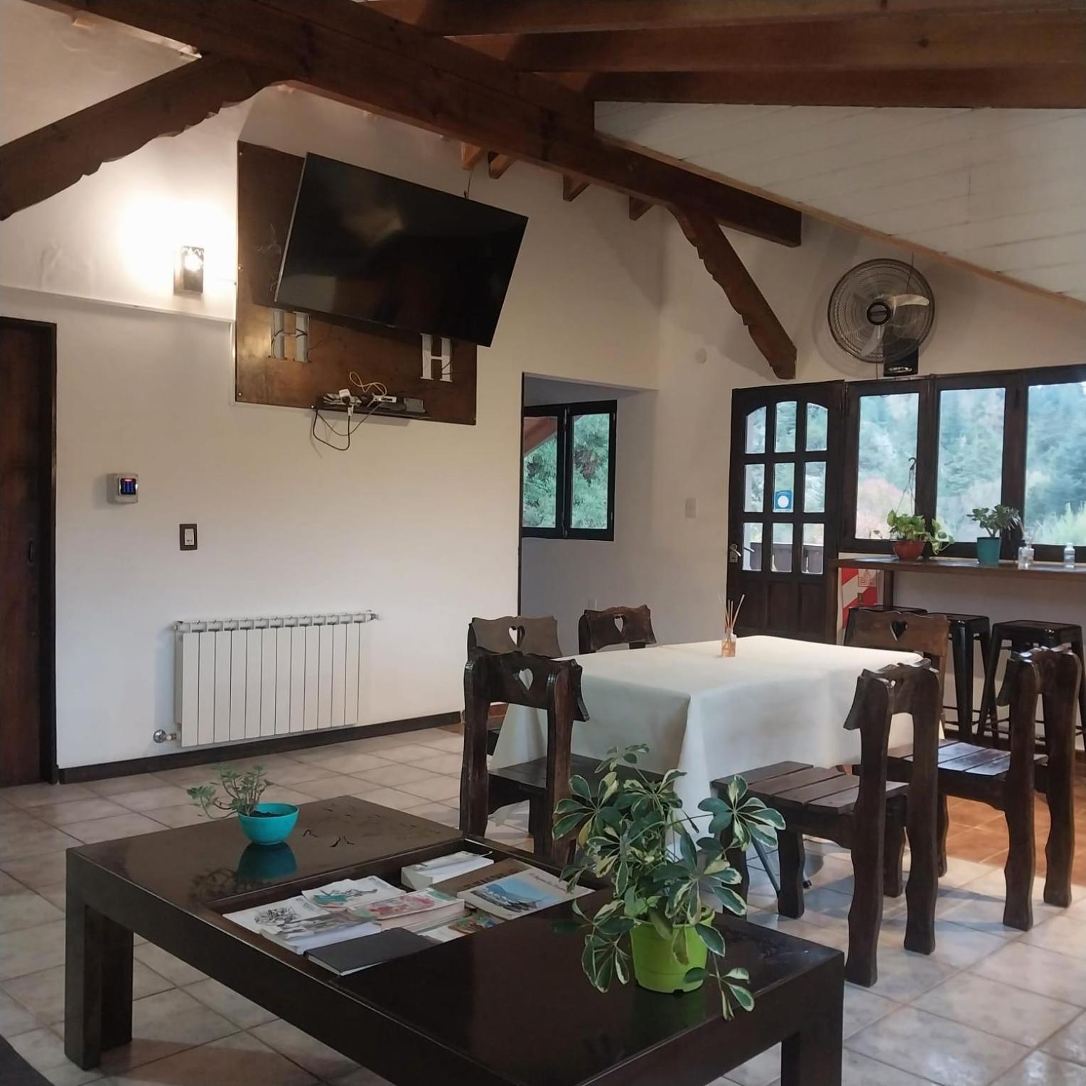 Cucu Haus Hostel La Cumbrecita Zewnętrze zdjęcie